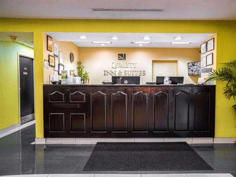 Quality Inn & Suites Near Six Flags - Austell Esterno foto