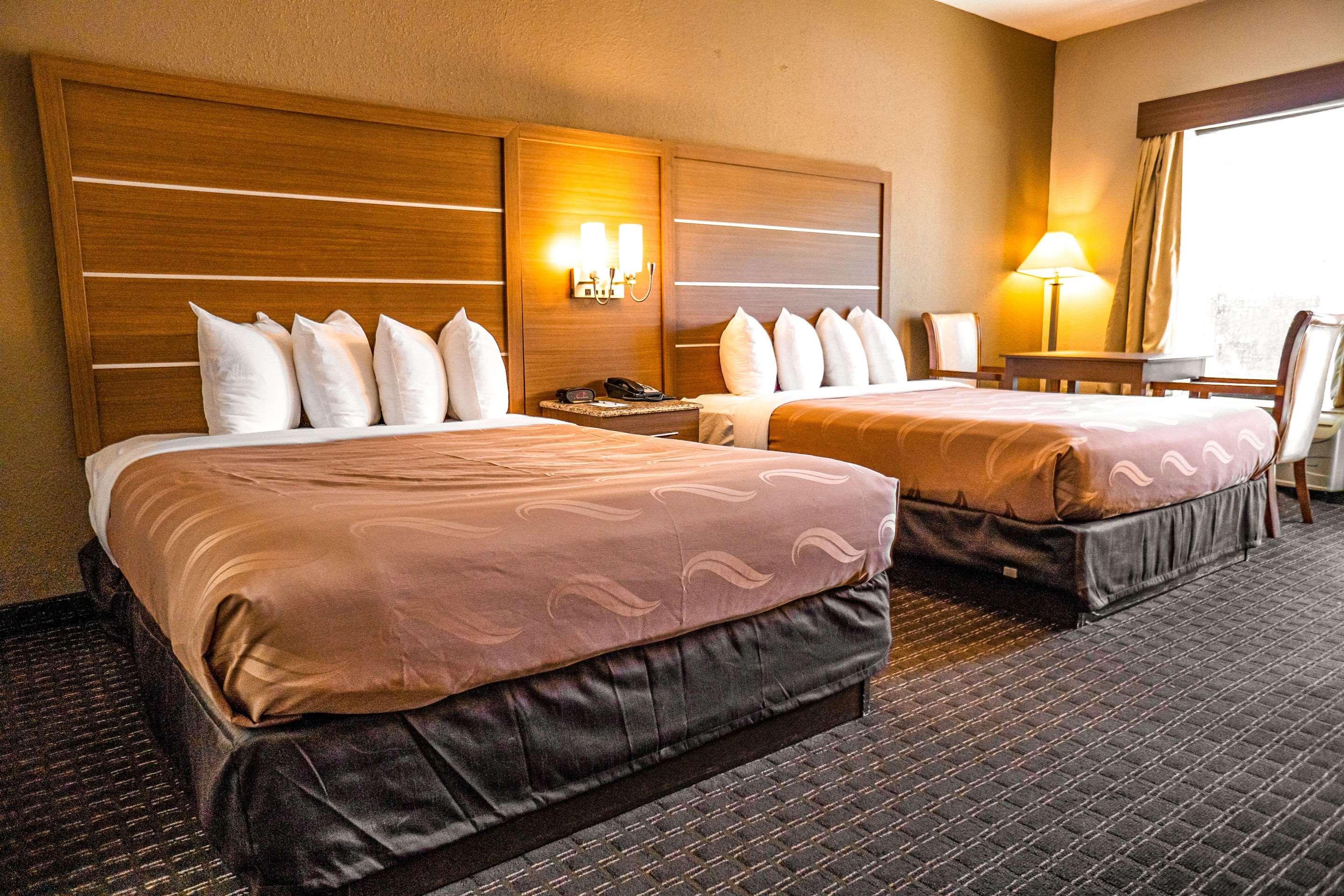 Quality Inn & Suites Near Six Flags - Austell Esterno foto