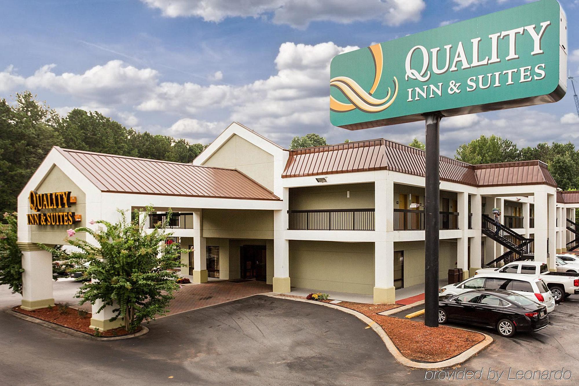 Quality Inn & Suites Near Six Flags - Austell Esterno foto